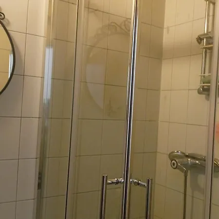 Stayspace Habitación en casa particular Graz